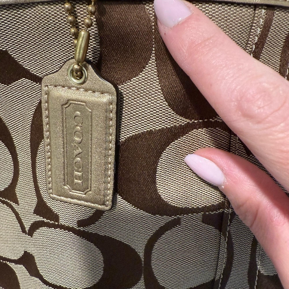 Vintage coach bag- classic brown tote - Picture 7 of 7